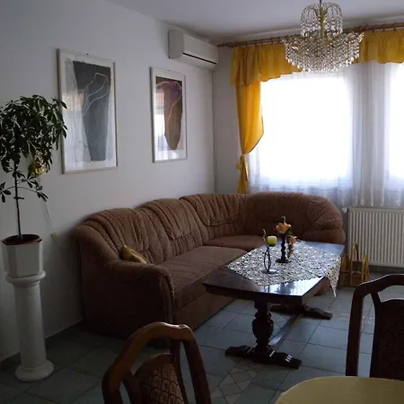 Vakantiehuis In - Balaton 19022